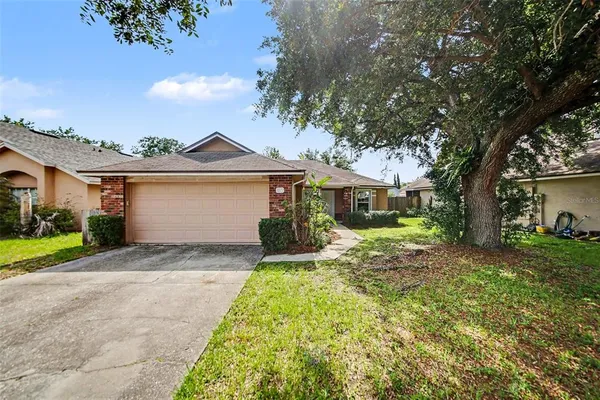 $384,900 | 1077 Sugarberry Trail, Oviedo, FL 32765