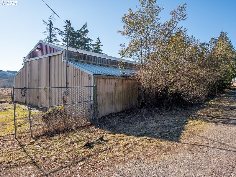 16880 Northwest Germantown Road Portland, OR 97231 - Photo 38 of 41 Barn
