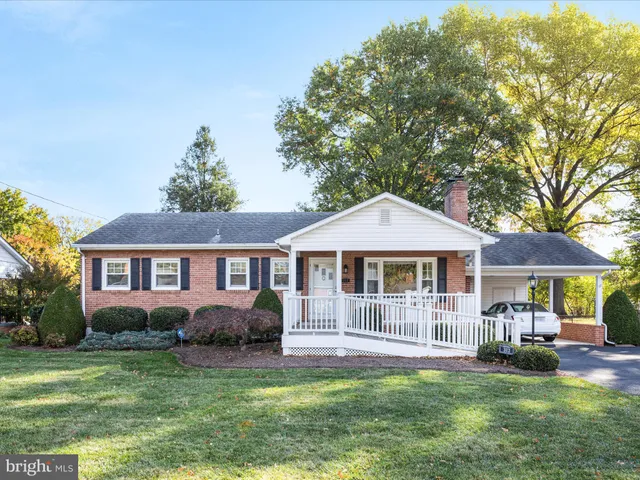 $375,000 | 312 Fox Drive, Winchester, VA 22601