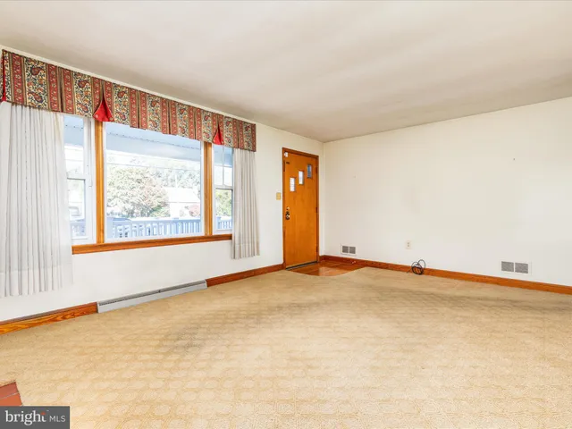 $375,000 | 312 Fox Drive, Winchester, VA 22601