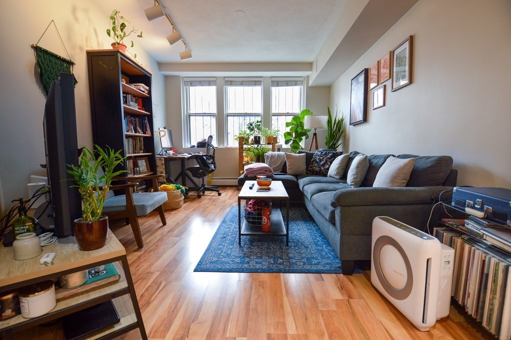 21 Sutherland Road, Unit 1 Boston, MA 02135 - Photo 1 of 15 Gallery Image 1