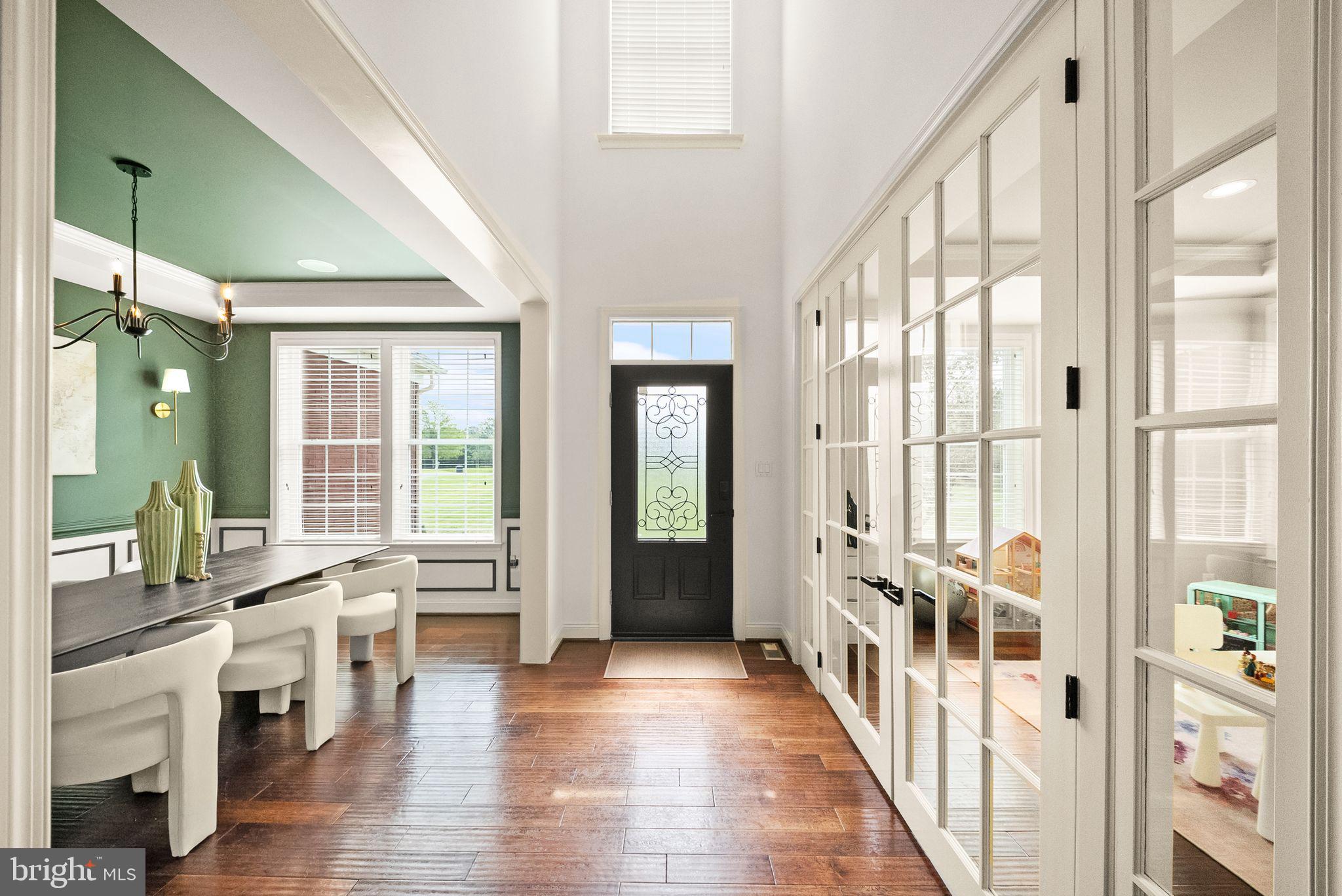 7054 Hi-Rock Ridge Road Warrenton, VA 20187 - Photo 10 of 84 Foyer