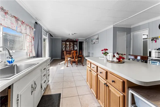 $179,900 | 1401 West 9th, Unit 59, Pomona, CA 91766