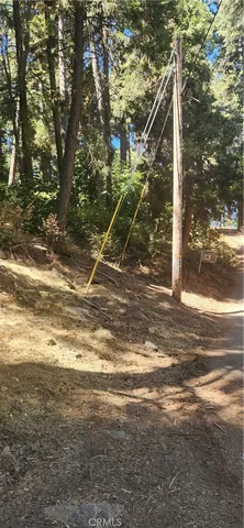 a view of a water with water fountain in front of it