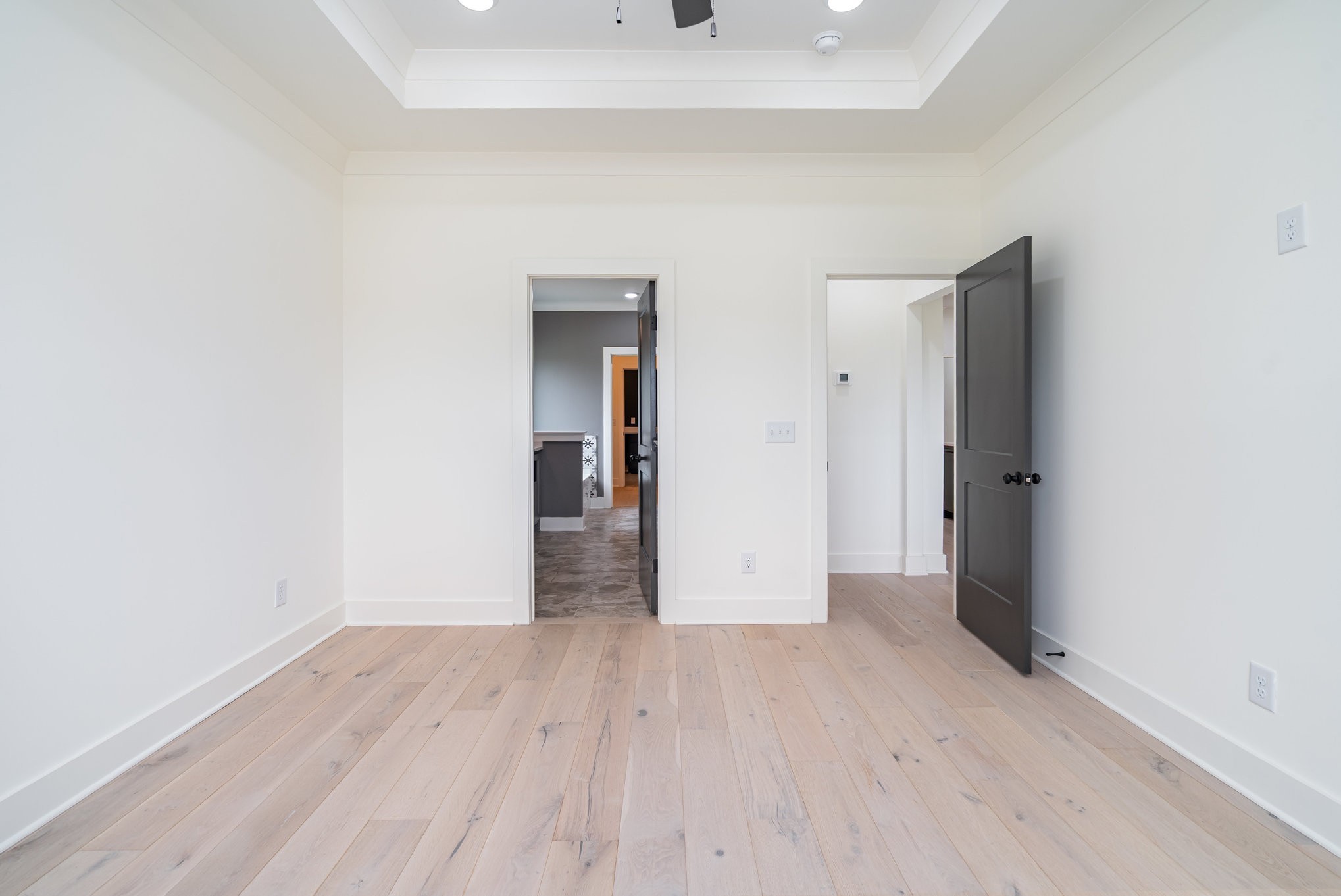 115 Crenshaw Road Hartsville, TN 37074 - Photo 22 of 40 a view of hallway with wooden floor
