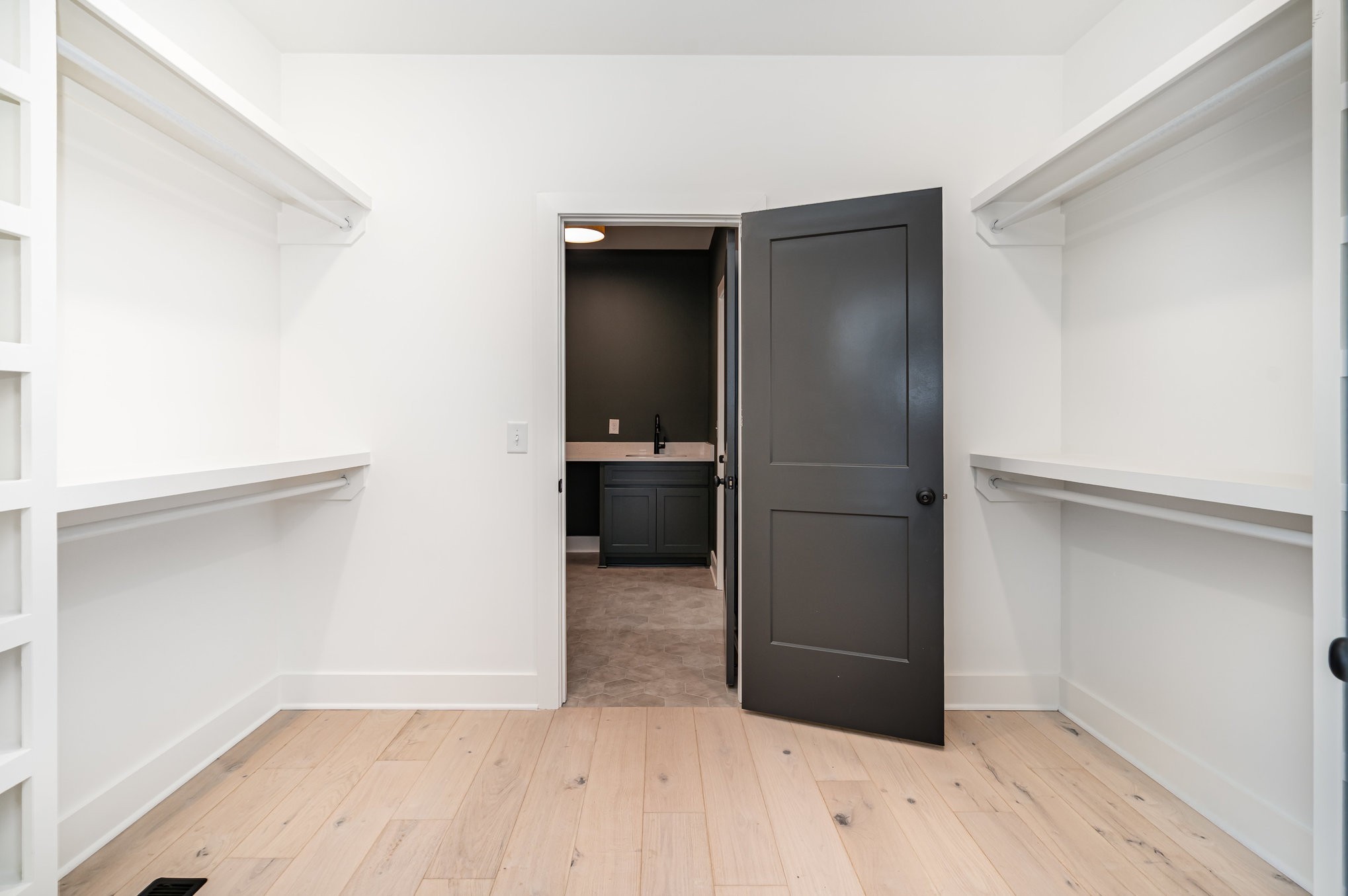 115 Crenshaw Road Hartsville, TN 37074 - Photo 24 of 40 a view of kitchen space with wooden floor