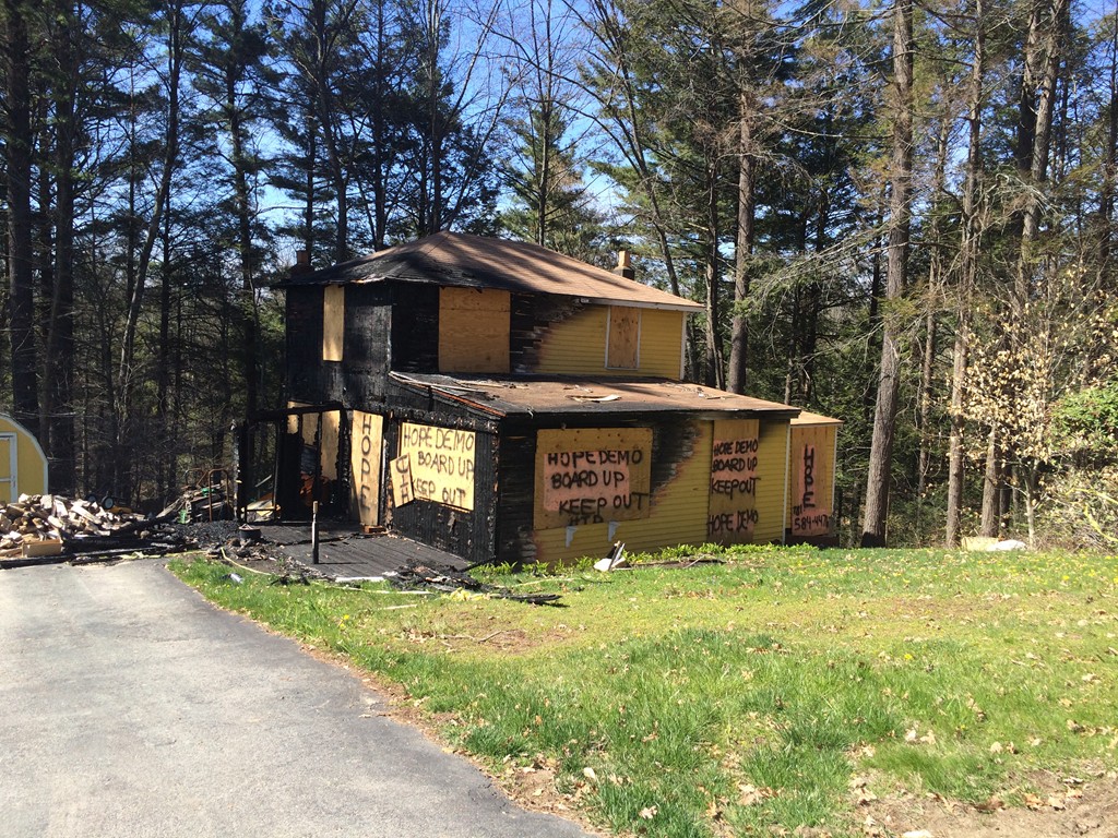 21 Longfellow Road Wenham, MA 01984 - Photo 1 of 4 Gallery Image 1