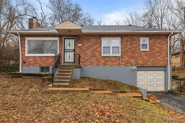 $115,000 | 375 Adrian Drive, St. Louis, MO 63137