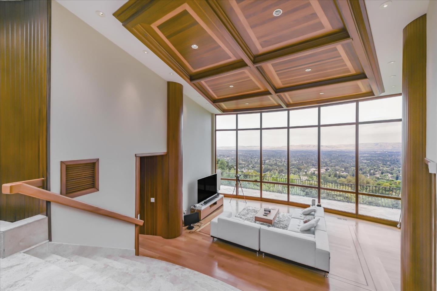 15345 Bohlman Road Saratoga, CA 95070 - Photo 8 of 67 Gallery Image 8