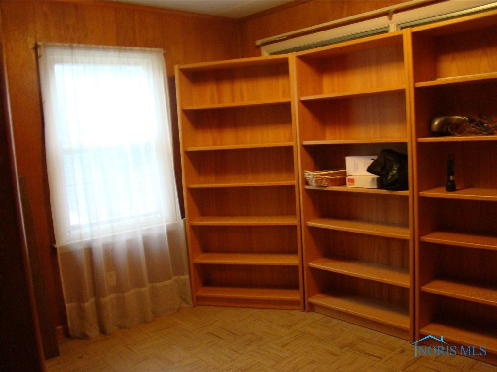2434 Goddard Road Toledo, OH 43606 - Photo 11 of 16 Gallery Image 11