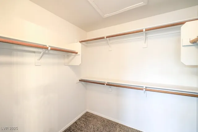 $1,995 | 10600 Amber Ridge Drive, Unit 205, Las Vegas, NV 89144