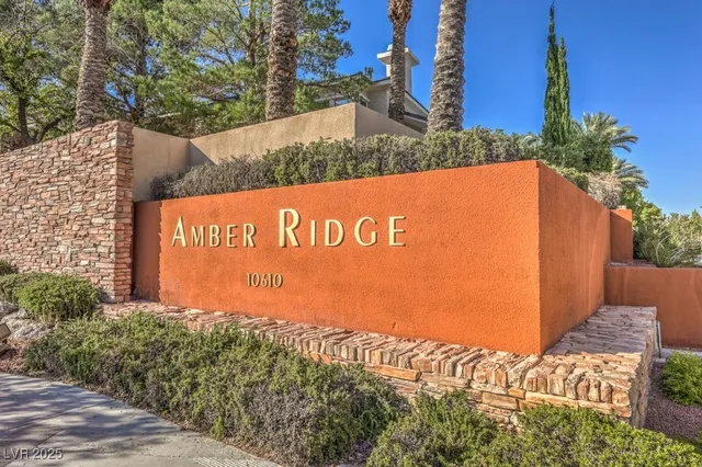 $1,995 | 10600 Amber Ridge Drive, Unit 205, Las Vegas, NV 89144