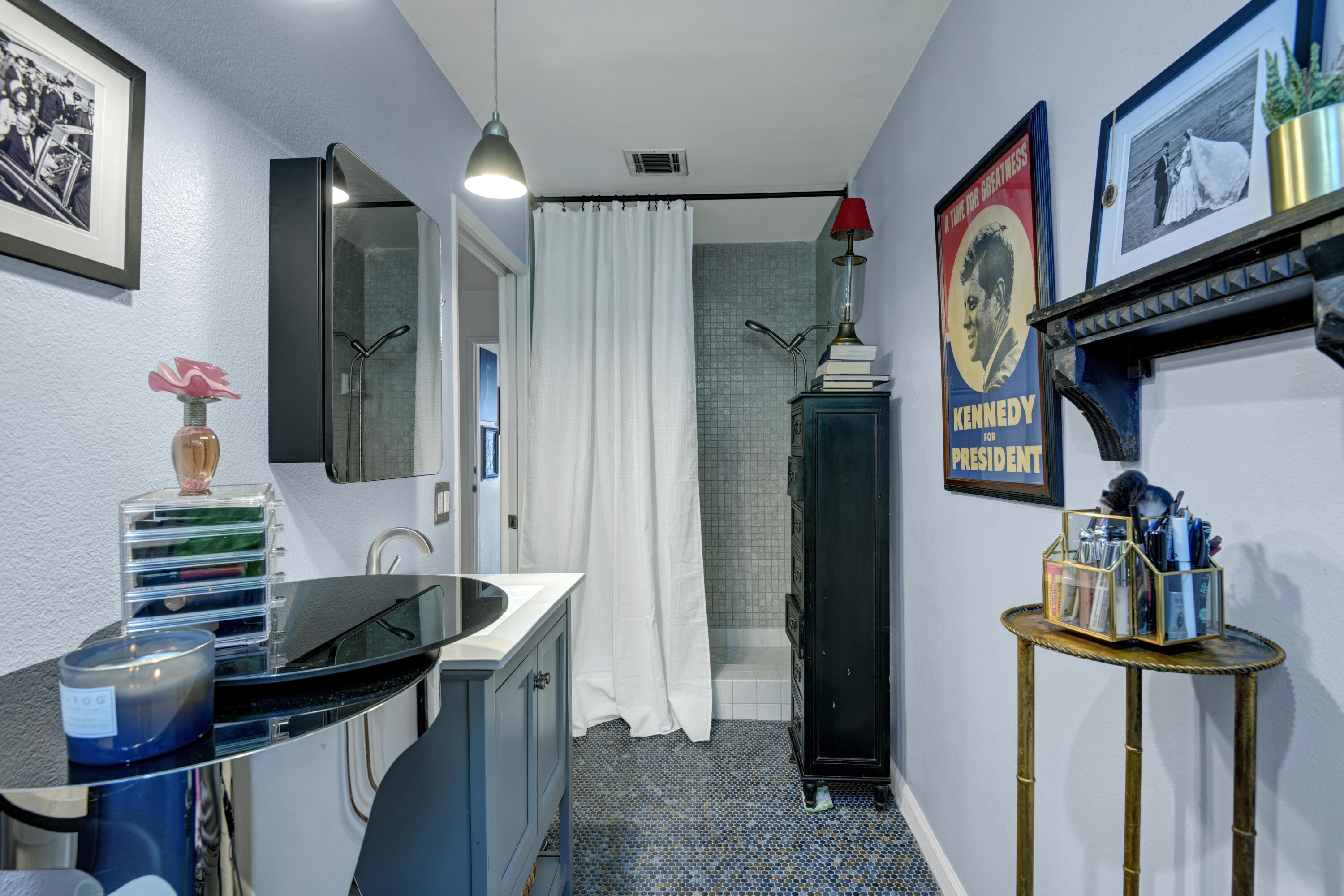 2354 Wayne Road Palm Springs, CA 92262 - Photo 19 of 34 MAIN BATHROOM REVERSE