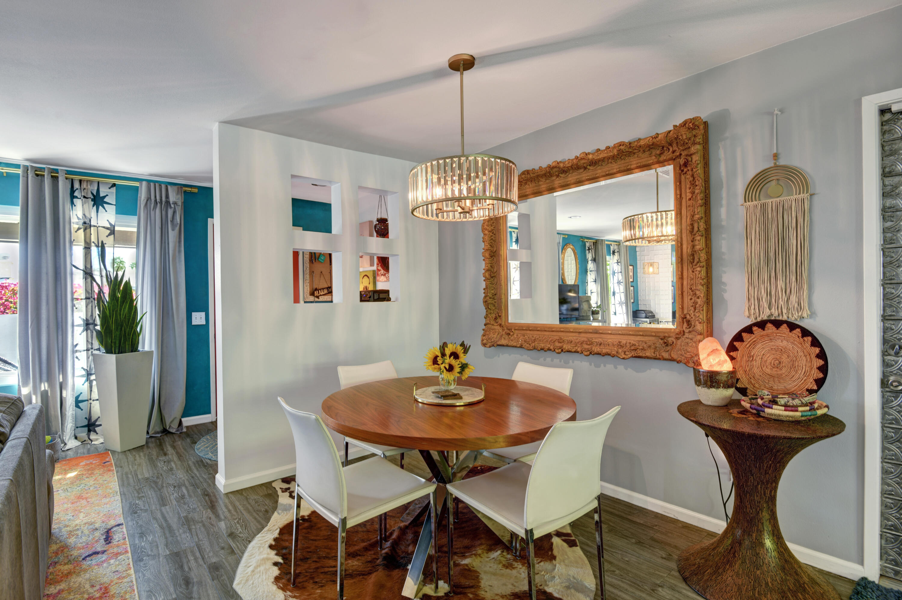 2354 Wayne Road Palm Springs, CA 92262 - Photo 8 of 34 DINING TABLE