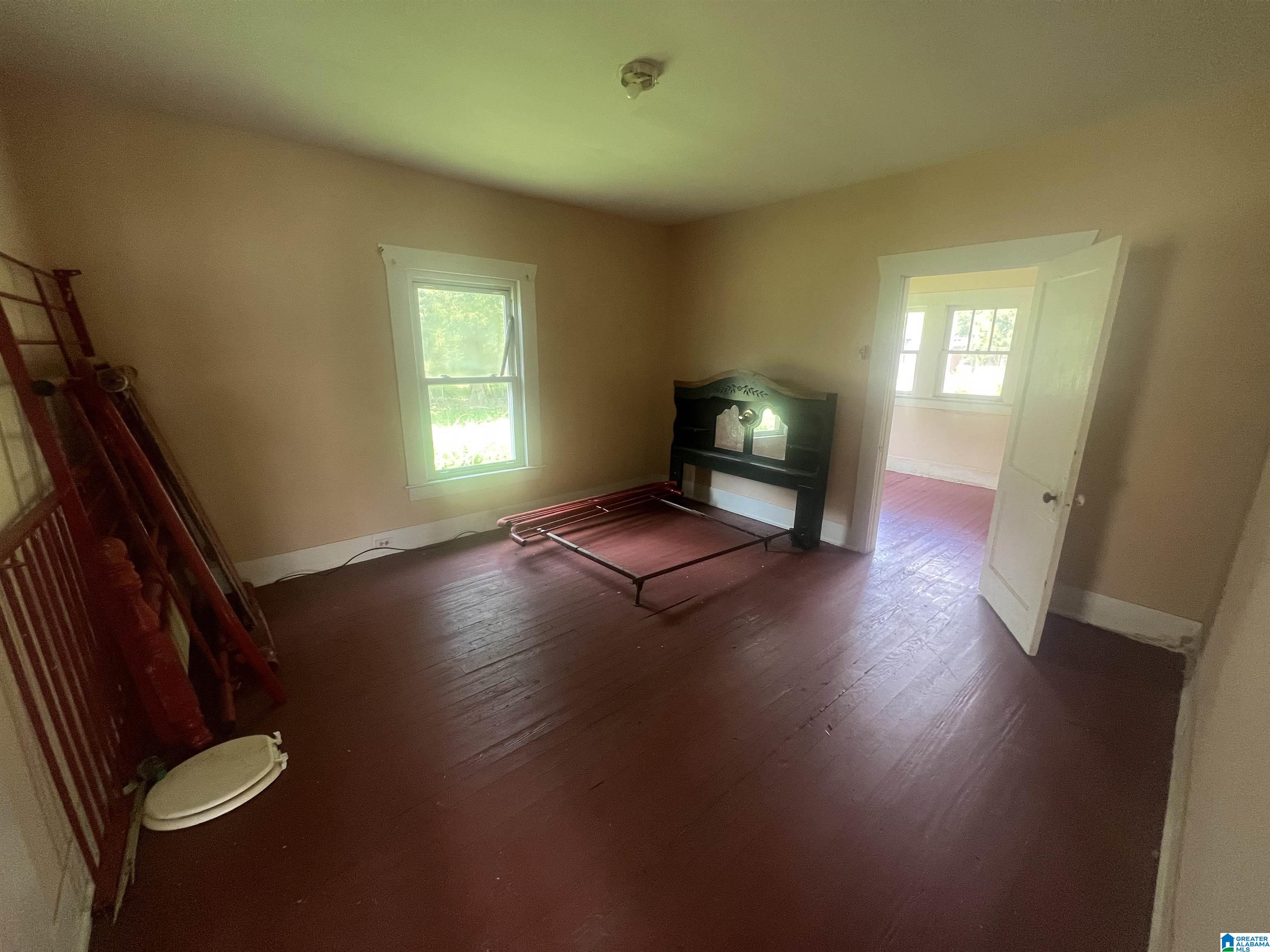 516 Southwest Fulton Avenue Birmingham, AL 35211 - Photo 6 of 10