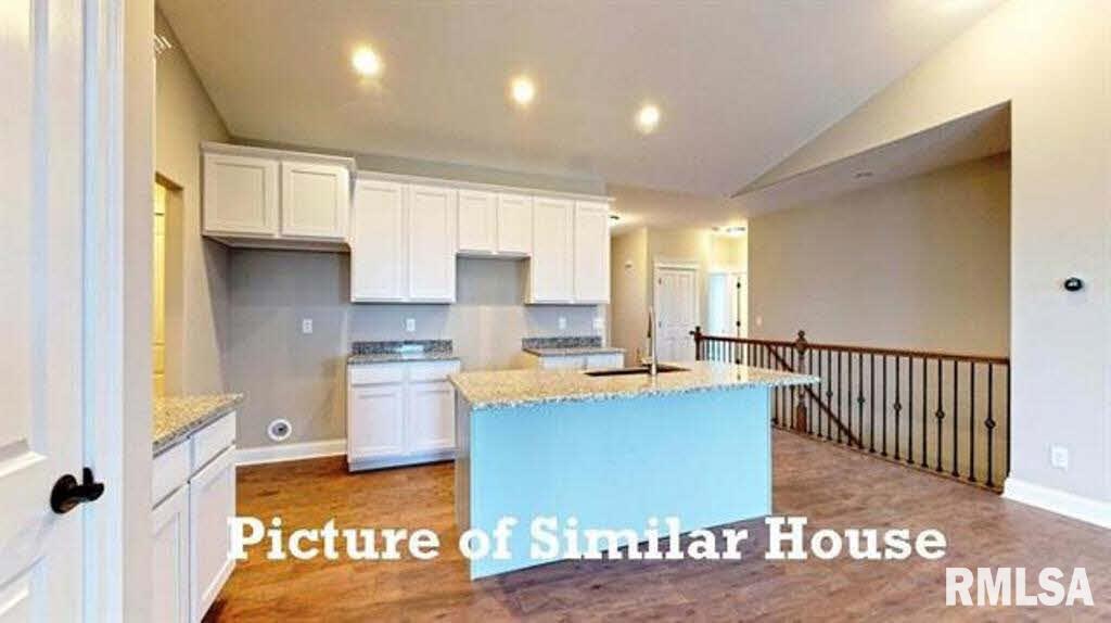 5540 Emily Road Bettendorf, IA 52722 - Photo 8 of 11 Gallery Image 8