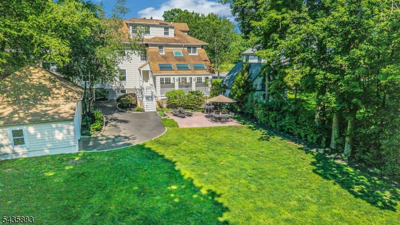 89 Beechwood Road Summit, NJ 07901 - Photo 37 of 45