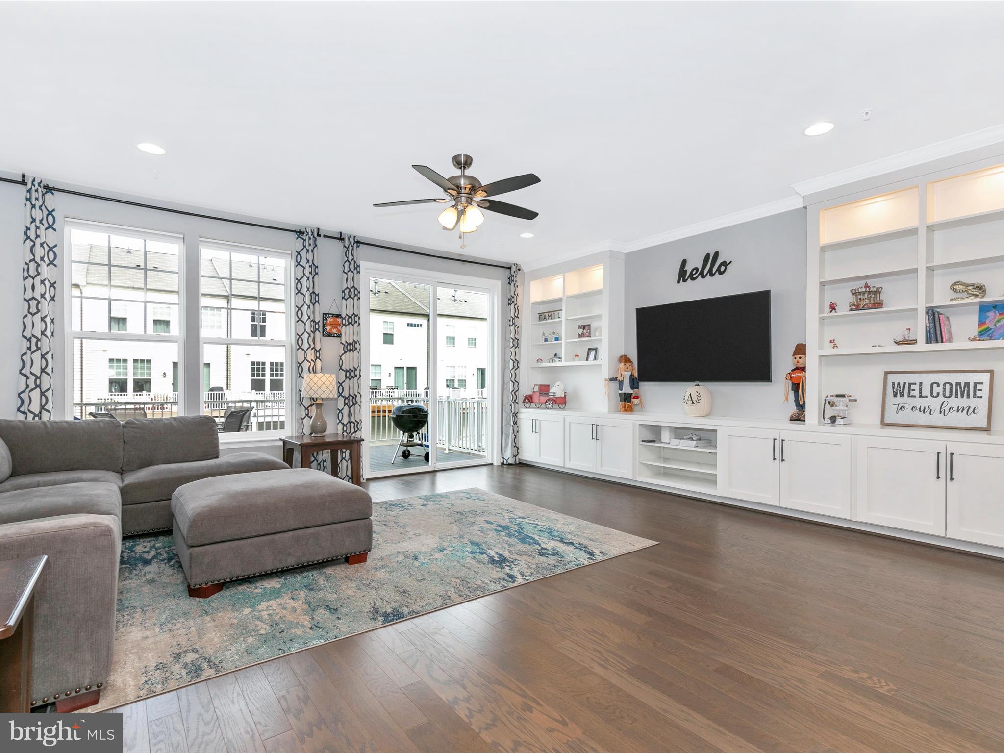8432 Pine Bluff Road Frederick, MD 21704 - Photo 24 of 60 Living Room