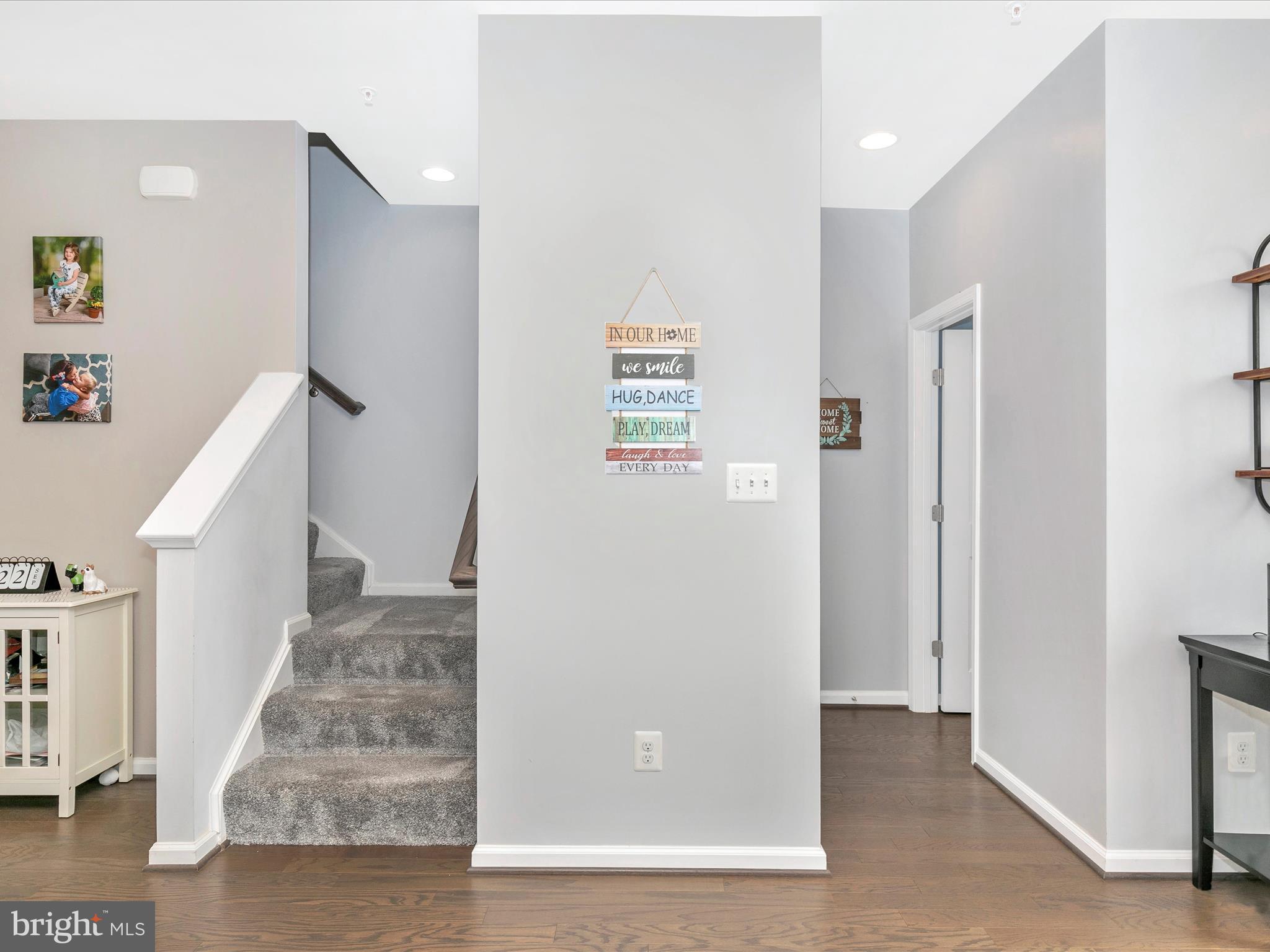 8432 Pine Bluff Road Frederick, MD 21704 - Photo 29 of 60 Staircase