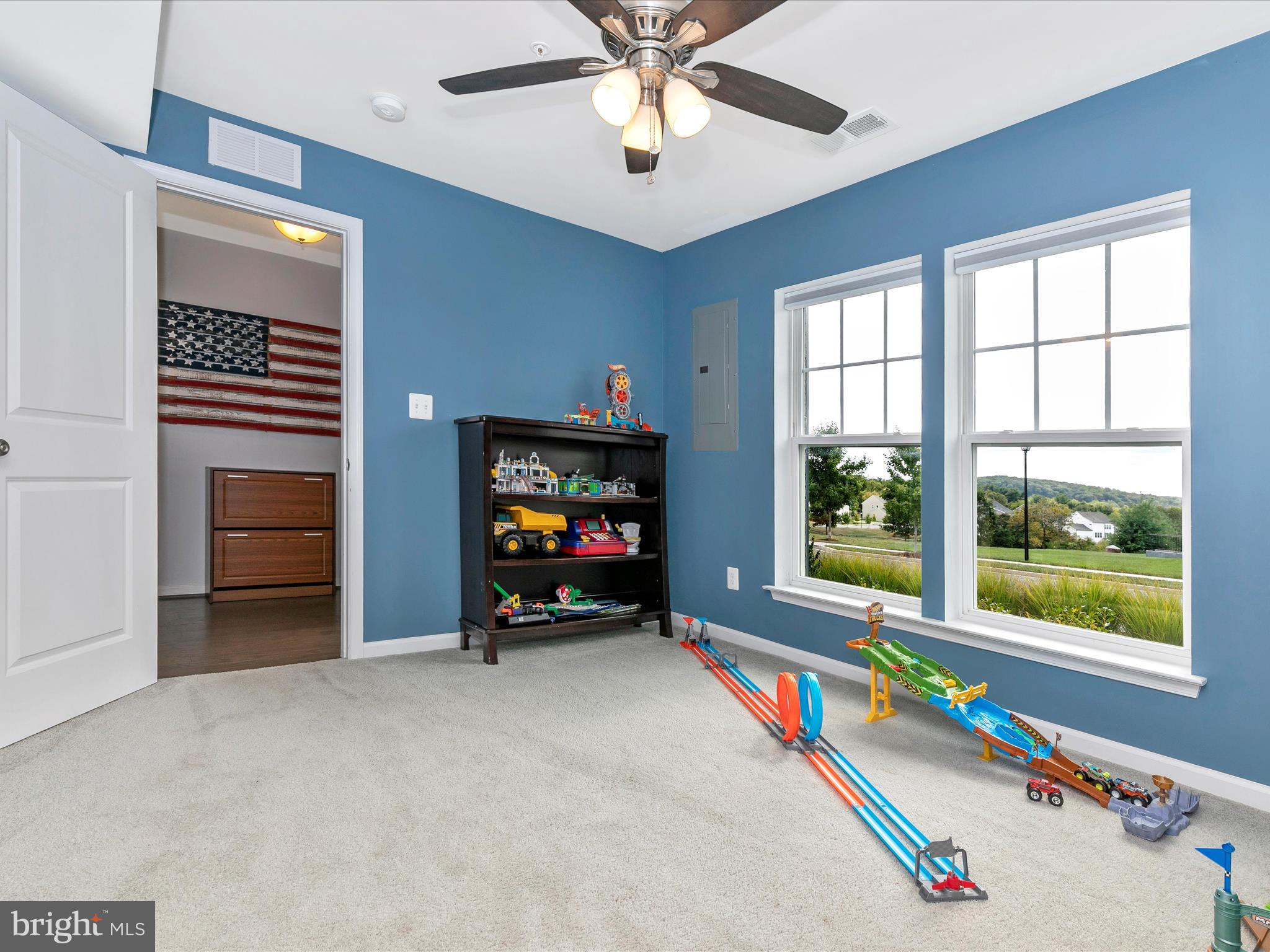 8432 Pine Bluff Road Frederick, MD 21704 - Photo 5 of 60 Family Room
