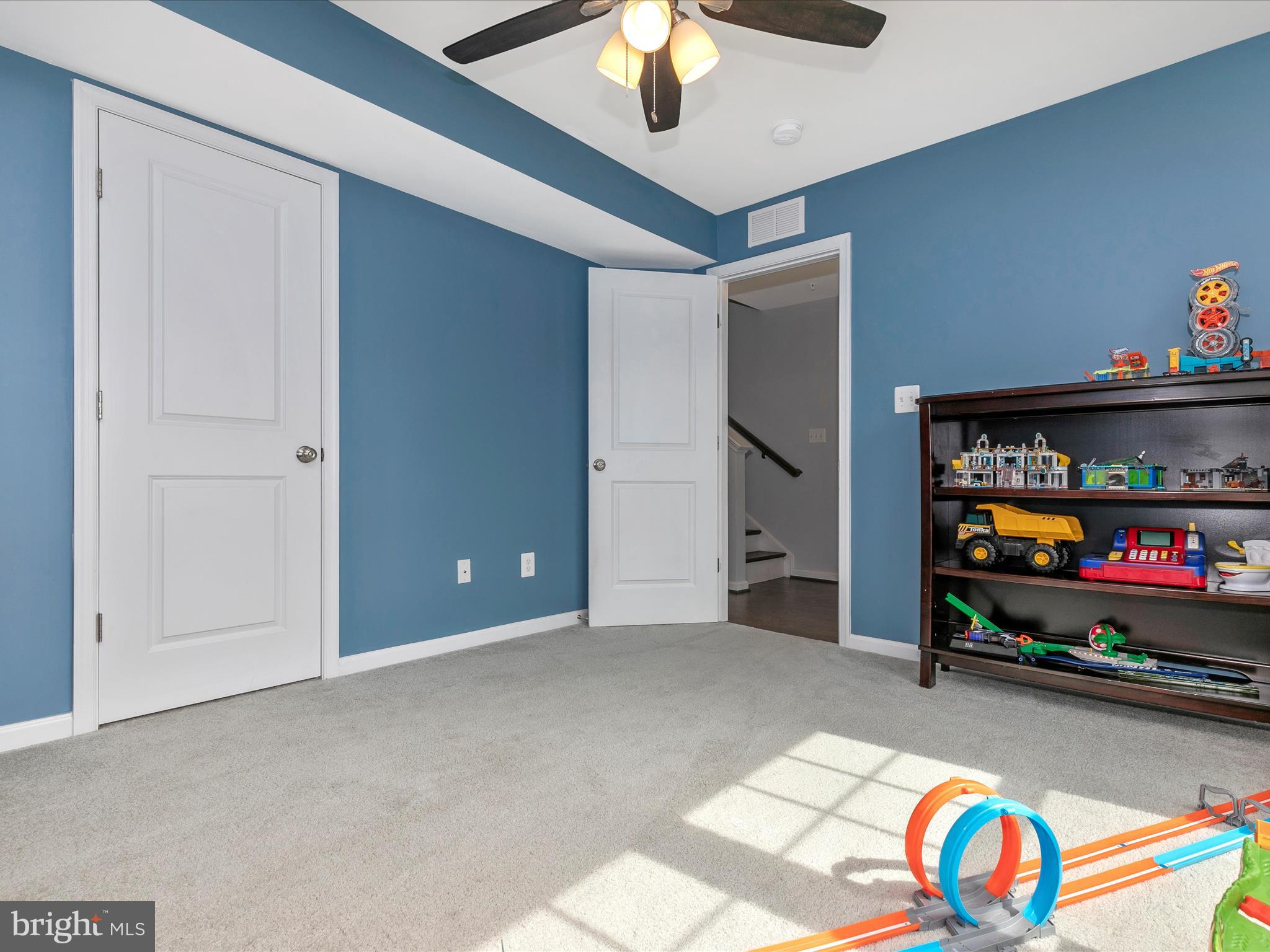 8432 Pine Bluff Road Frederick, MD 21704 - Photo 6 of 60 Family Room
