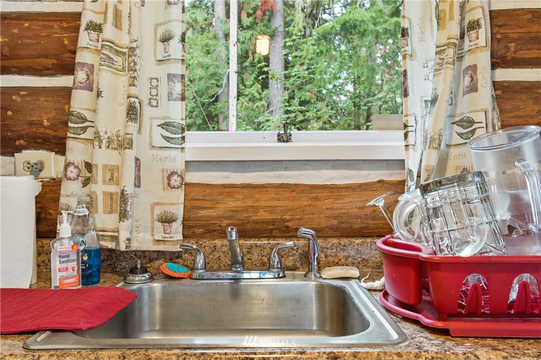 1927 Tower Road Castle Rock, WA 98611 - Photo 14 of 29 Gallery Image 14
