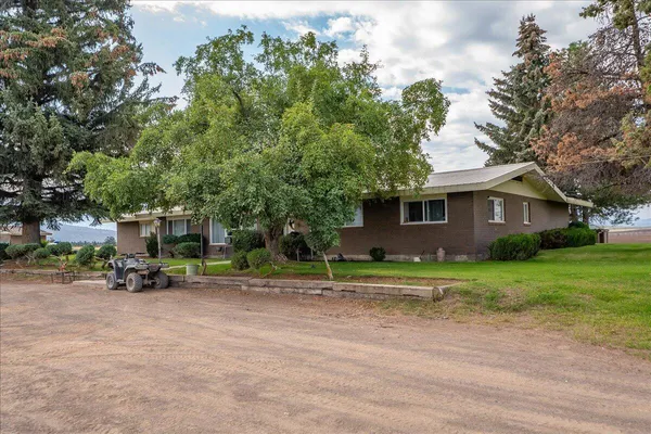 $7,900,000 | 2935 Sheep Mountain Road, Macdoel, CA 96058
