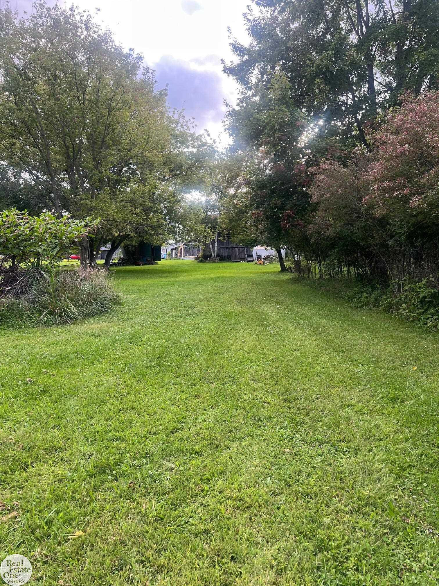 1471 South Allen Road St. Clair, MI 48079 - Photo 72 of 84 50191393-d6c5781a-e480-427d-97ec-84709dc183ca.JPG
