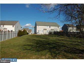 46 Michigan Drive Sinking Spring, PA 19608 - Photo 3 of 12