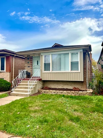 $279,900 | 12613 South Michigan Avenue, Chicago, IL 60628