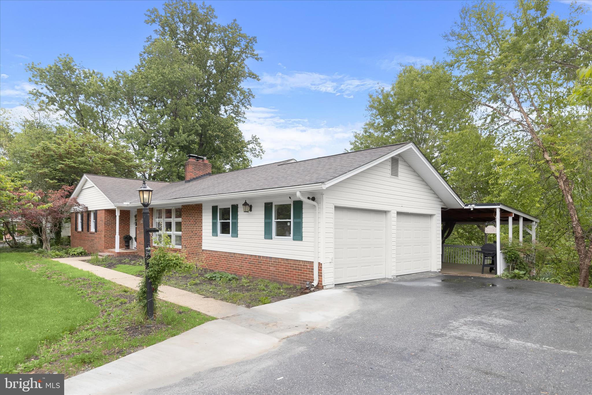 11713 Wayneridge Street Fulton, MD 20759 - Photo 46 of 52 2-Car Attached Garage