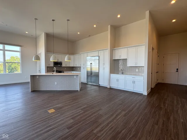 $800,000 | 1155 South Rangeline Road, Unit 501, Carmel, IN 46032