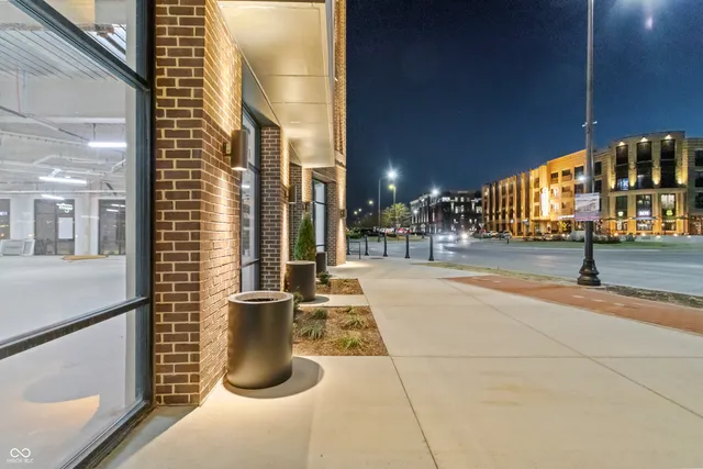 $800,000 | 1155 South Rangeline Road, Unit 501, Carmel, IN 46032