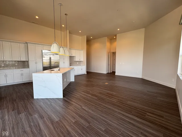 $800,000 | 1155 South Rangeline Road, Unit 501, Carmel, IN 46032