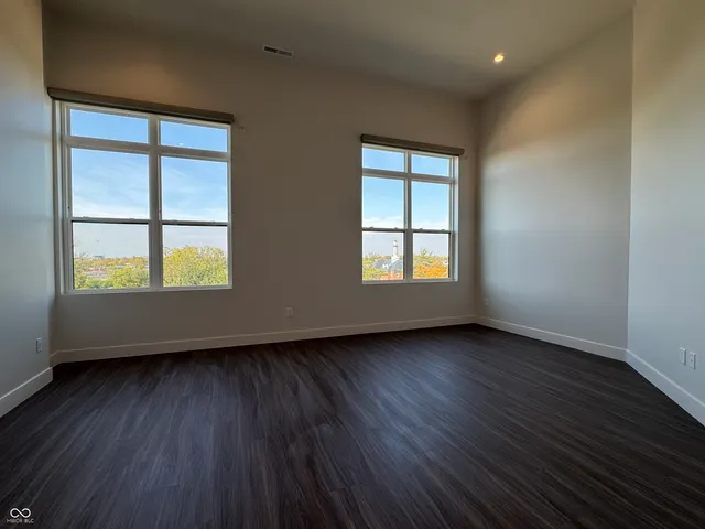 $800,000 | 1155 South Rangeline Road, Unit 501, Carmel, IN 46032