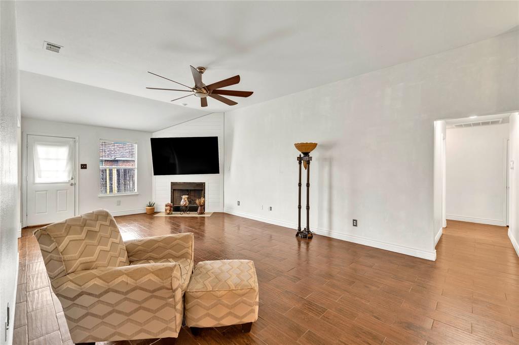 104 Painted Trail Forney, TX 75126 - Photo 5 of 31