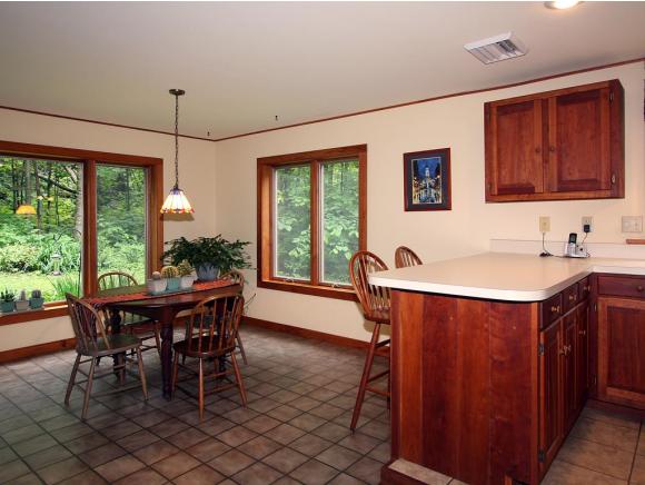 877 Forest Road St. George, VT 05495 - Photo 12 of 29
