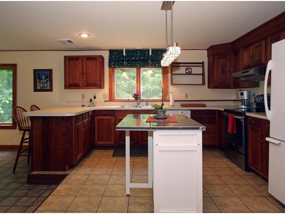 877 Forest Road St. George, VT 05495 - Photo 13 of 29