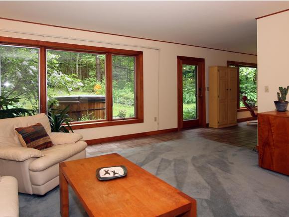 877 Forest Road St. George, VT 05495 - Photo 7 of 29