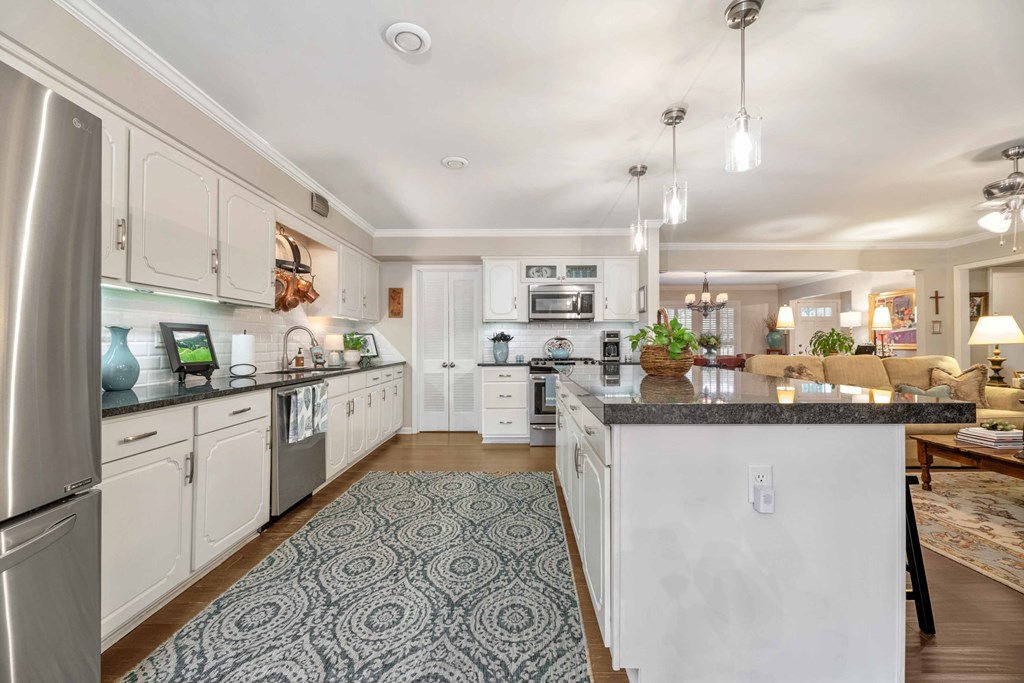 2638 Edgewood Road Columbus, GA 31906 - Photo 14 of 40 Gallery Image 14