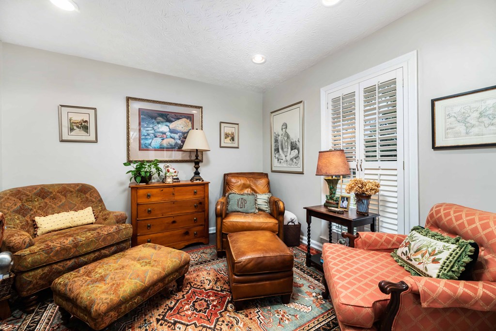 2638 Edgewood Road Columbus, GA 31906 - Photo 8 of 40 Gallery Image 8