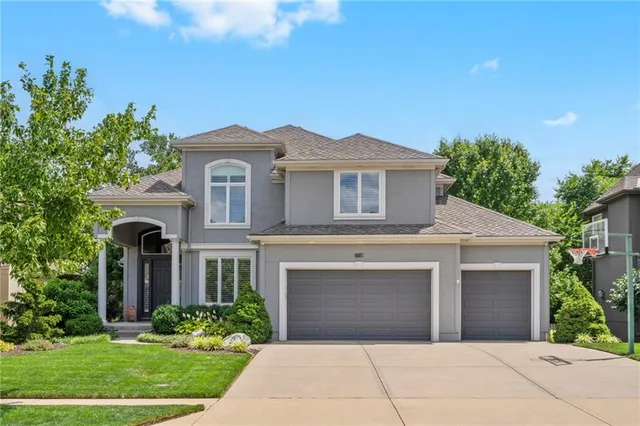 $750,000 | 7719 West 145th Terrace, Overland Park, KS 66223