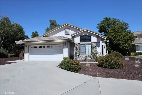 $3,400 | 30288 Mersey Court, Temecula, CA 92591