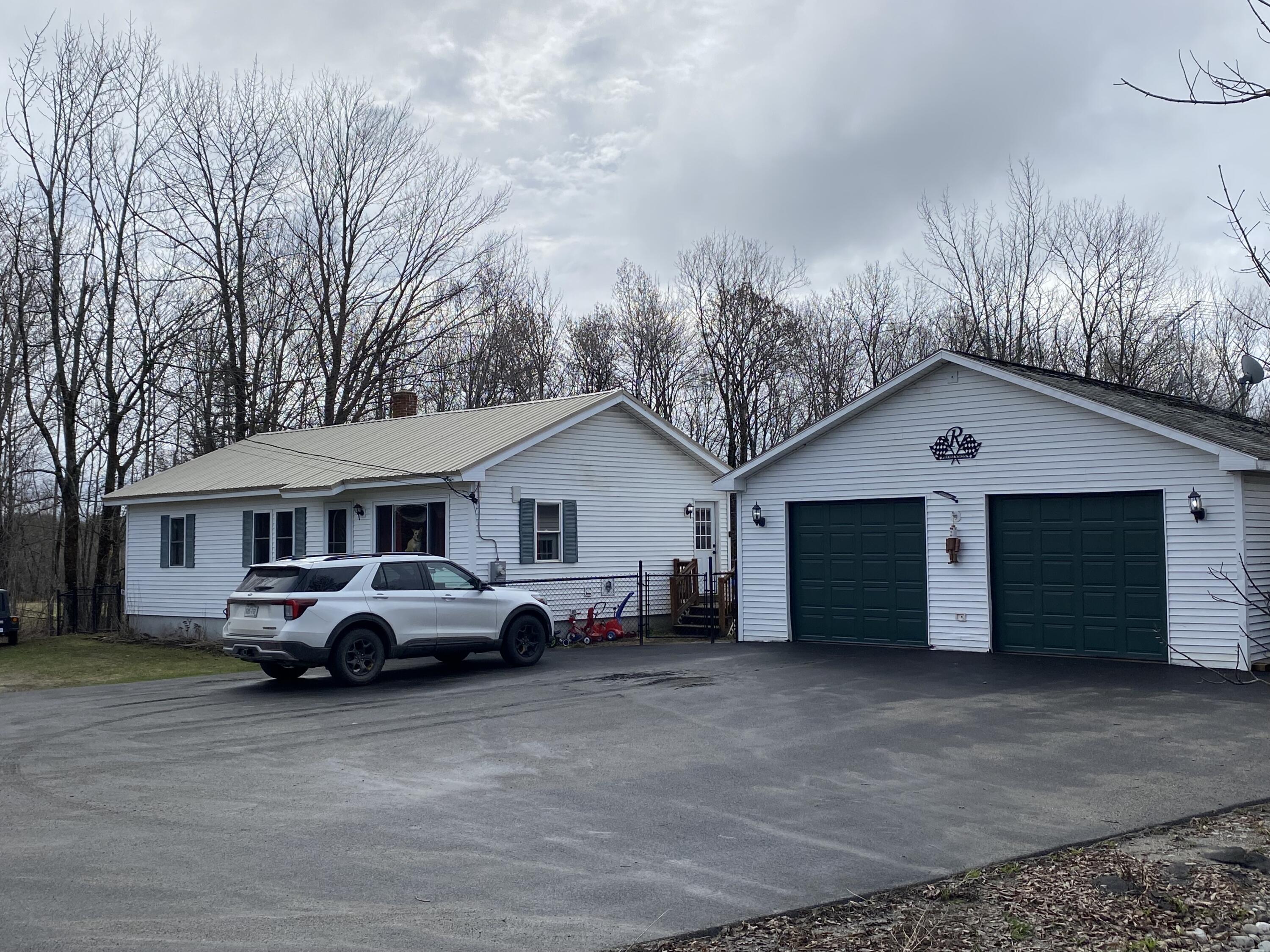 621 Lang Hill Road Palmyra, ME 04965 - Photo 3 of 22 IMG_6251