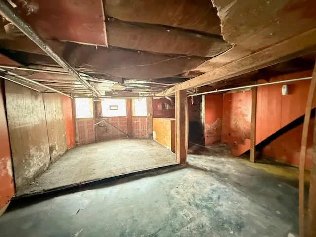 $129,900 | 758 South Kedvale Avenue, Chicago, IL 60624