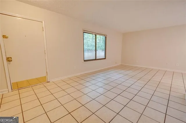 $173,000 | 3782 Mulkey Circle Southwest, Unit 18, Austell, GA 30106