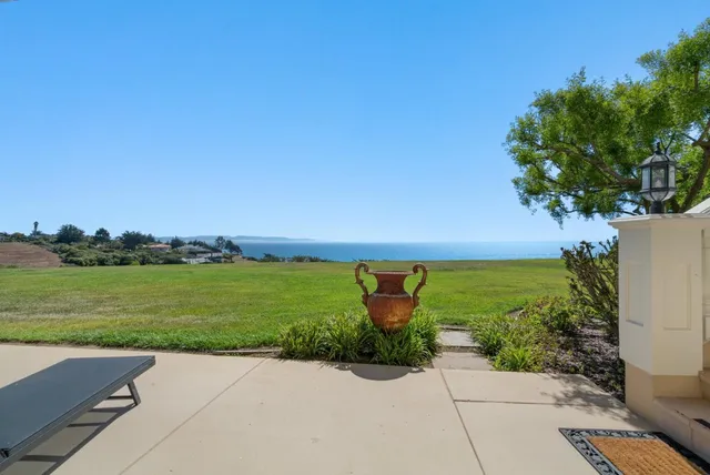 $10,950,000 | 112 Holiday Drive, La Selva Beach, CA 95076