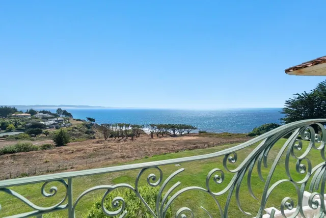 $10,950,000 | 112 Holiday Drive, La Selva Beach, CA 95076