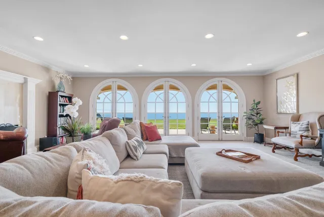 $10,950,000 | 112 Holiday Drive, La Selva Beach, CA 95076