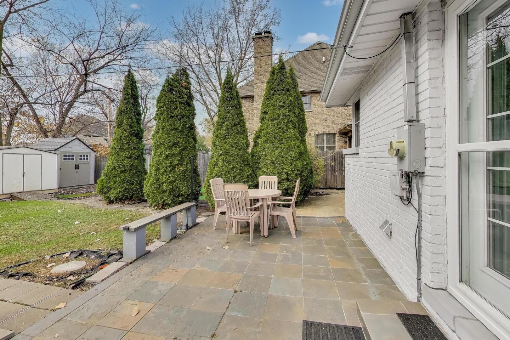 412 Ridgeland Avenue Elmhurst, IL 60126 - Photo 19 of 22 Gallery Image 19